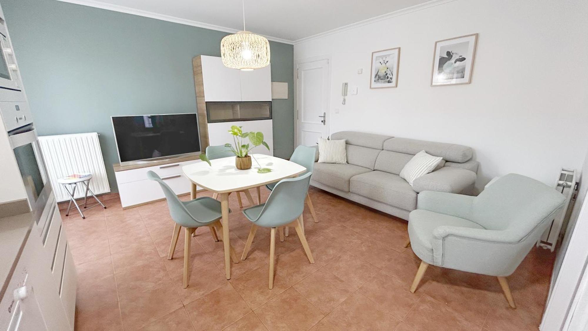 Comillas Bº Casasola - Residencial Lagos Azules - Netflix, Prime, Wifi & Free Indoor Parking Buitenkant foto